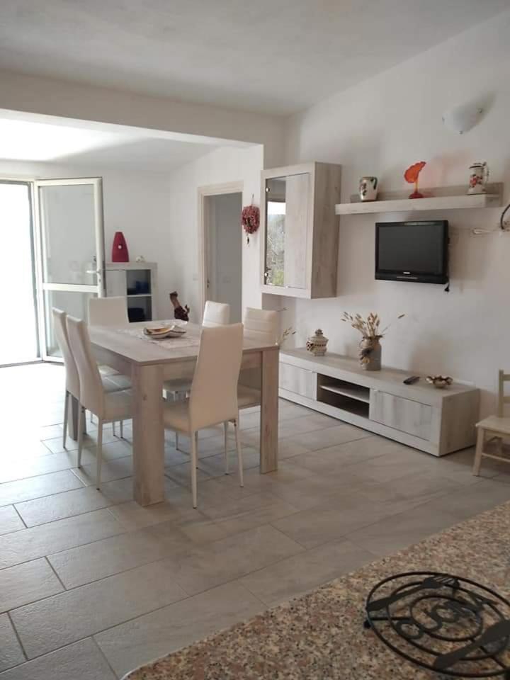 B&B Li Salcuneddi Aglientu Luaran gambar